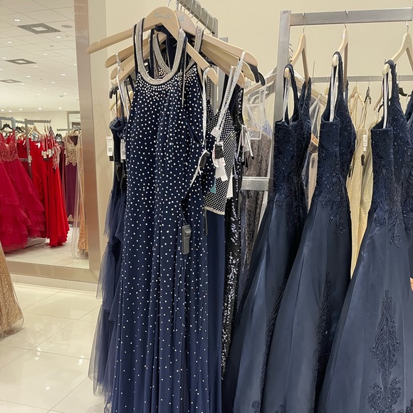 Brand-new never worn special occasion dress. Brand new with tags. - Picture 2 of 4